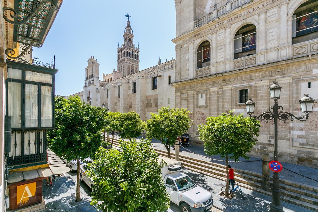 Apartamento Living By Cathedral Sevilla Exterior foto