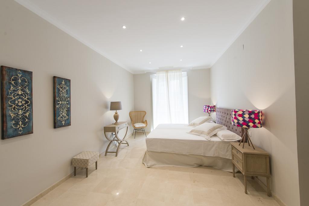 Apartamento Living By Cathedral Sevilla Exterior foto